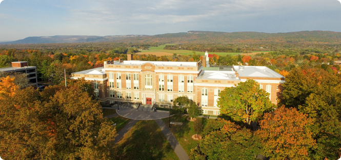 Hundreds of alumni make new memories at 2018 Reunion