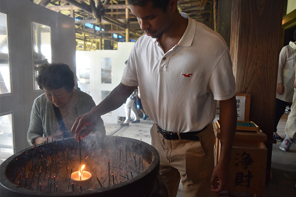 Jeremy Luna in Japan 