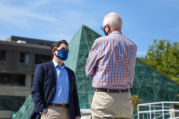 Chancellor visits campus